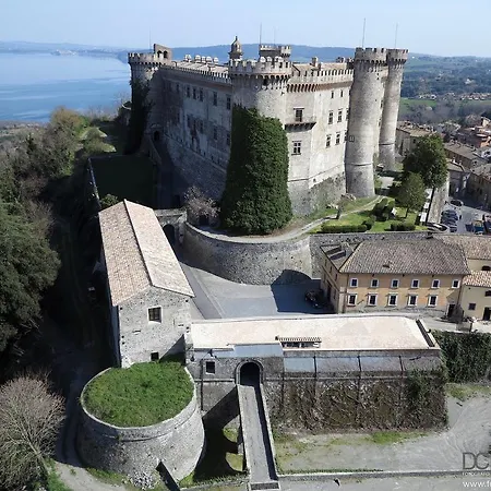 Camping Roma Flash * Bracciano (Rome)